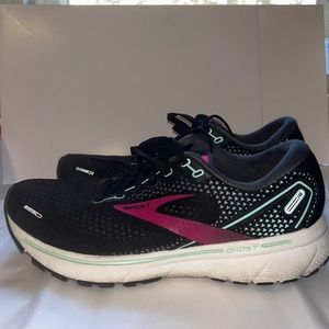 Brooks Ghost Sneakers